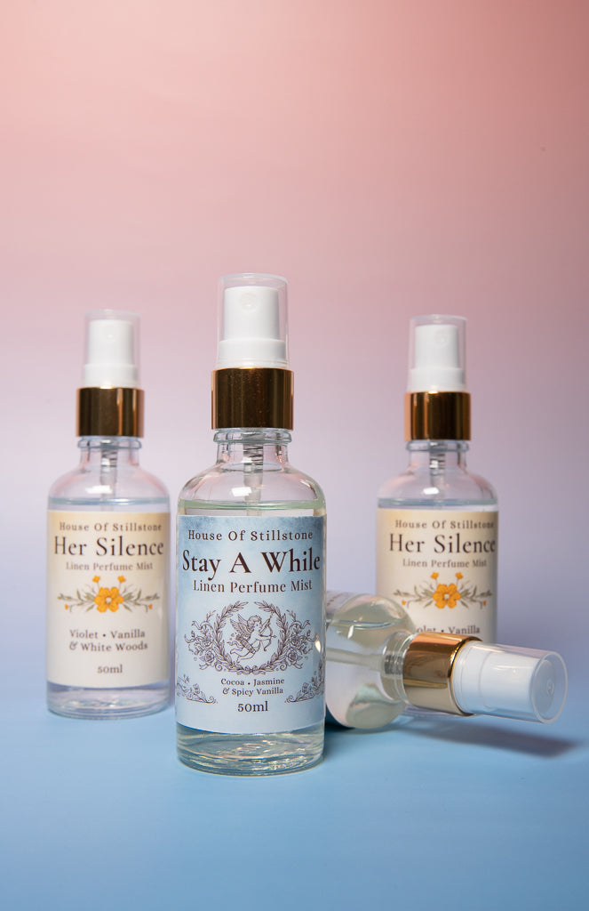 Stay A While Linen Perfume Mist – Warm Cocoa, Soft Florals & Spiced Vanilla | Luxury Linen Mist 50ml